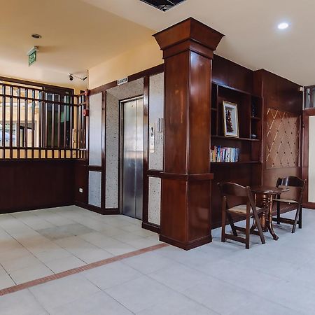 Bauman-Ville Hotel Patong Buitenkant foto