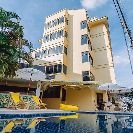 Bauman-Ville Hotel Patong Buitenkant foto