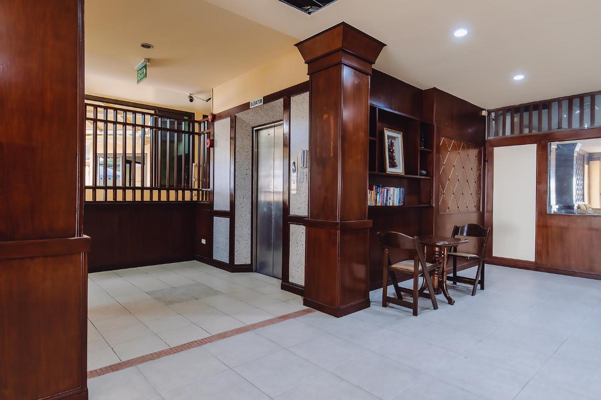 Bauman-Ville Hotel Patong Buitenkant foto