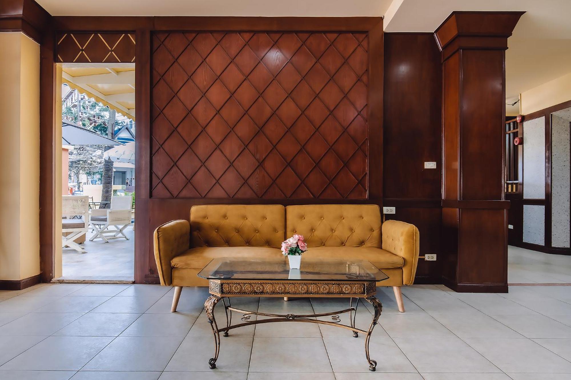 Bauman-Ville Hotel Patong Buitenkant foto